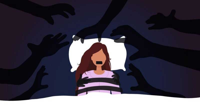 মানুষ ভূত দেখে কেন? সে বিষয়ে জানালেন বিজ্ঞানীরা