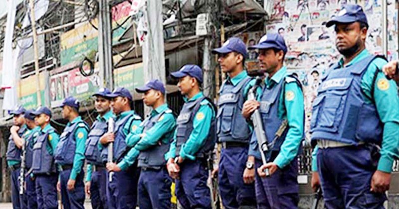 বিজিবি-আনসার বাহিনীর কর্মকর্তারা বহাল তবিয়তে আইনশৃঙ্খলা বাহিনীতে ৯০ দিনেও বহাল আওয়ামীপন্থিরা