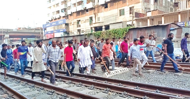 হাইকোর্টের নির্দেশ অমান্য, চালকরা রাস্তায় এক শ’ আমদানিকারকের কাছে জিম্মি পুরো দেশ