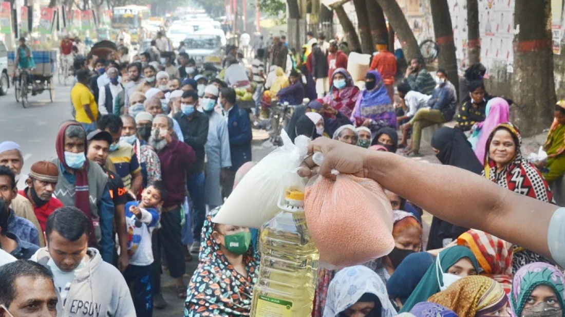 সারাদেশে ৬৪ জেলায় বুধবার থেকে মিলবে টিসিবির পণ্য