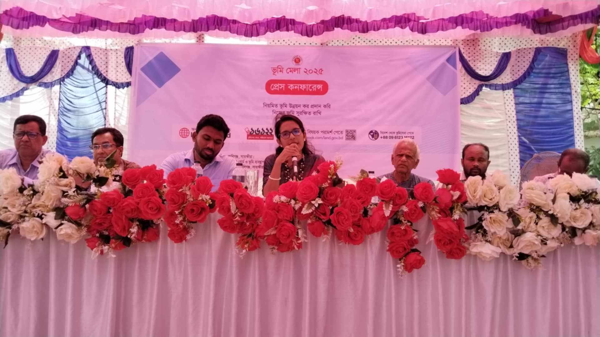 সাতক্ষীরার কালিগঞ্জে তিন দিনব্যাপী ভূমি সেবা মেলার উদ্বোধন