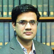 আওয়ামী লীগের রাজনীতি নিষিদ্ধকরণের ত্রুটিপূর্ণ আইনি পথ
