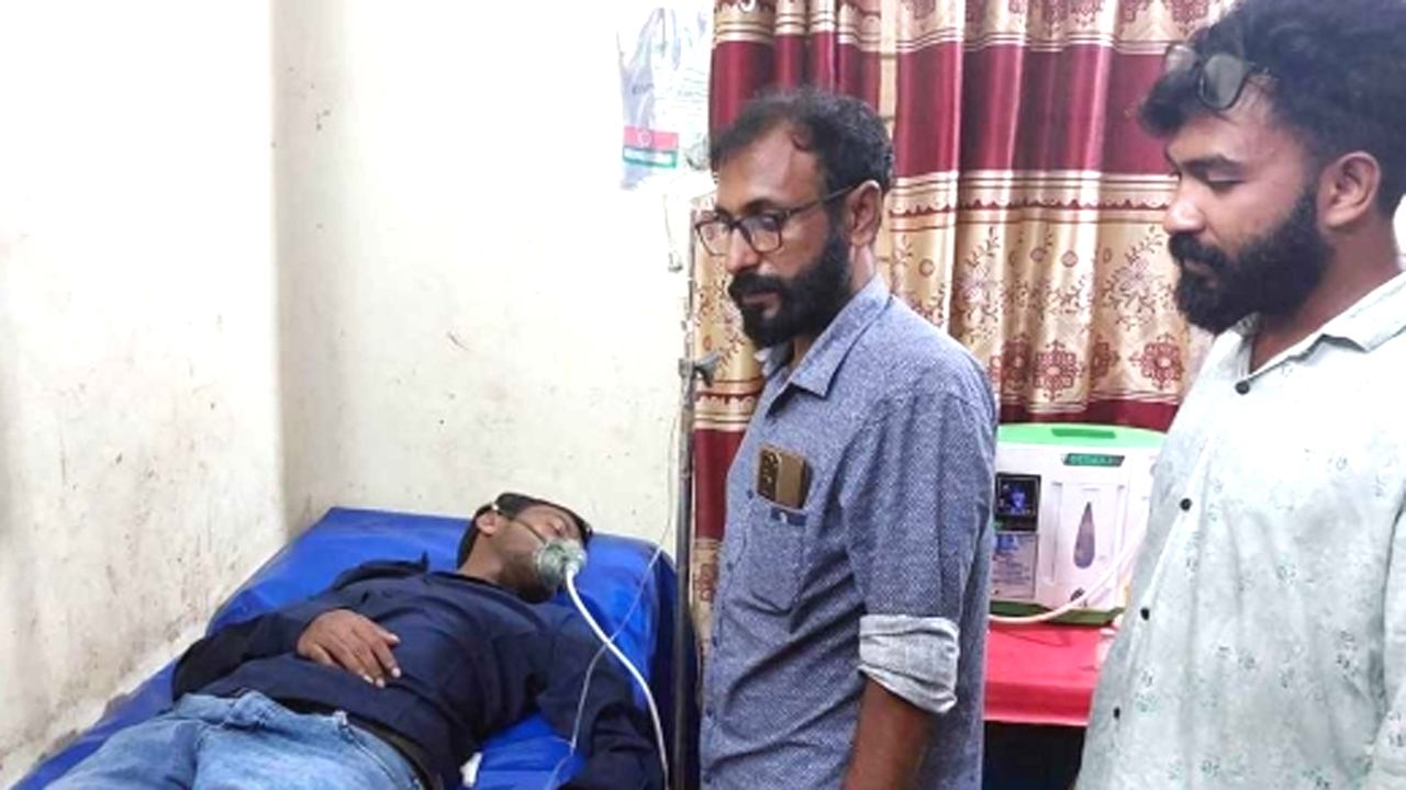 স্ত্রী রিয়া মনিকে না পাওয়ার বেদনায় হিরো আলমের আত্মহত্যার চেষ্টা