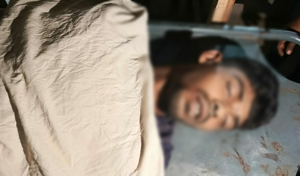 নাভারণে ছুরিকাঘাতে যুবক খুন