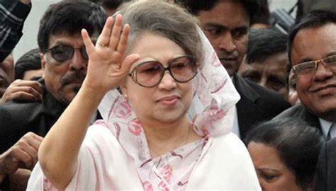 ত্রয়োদশ জাতীয় সংসদ নির্বাচনে দুটিতে প্রার্থী হতে পারেন তারেক রহমান ও মির্জা ফখরুল, তিনটি আসনে নির্বাচন করবেন খালেদা জিয়া