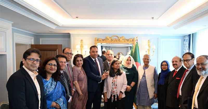 প্রধান উপদেষ্টার সাথে একদল ব্রিটিশ এমপির সাক্ষাৎ