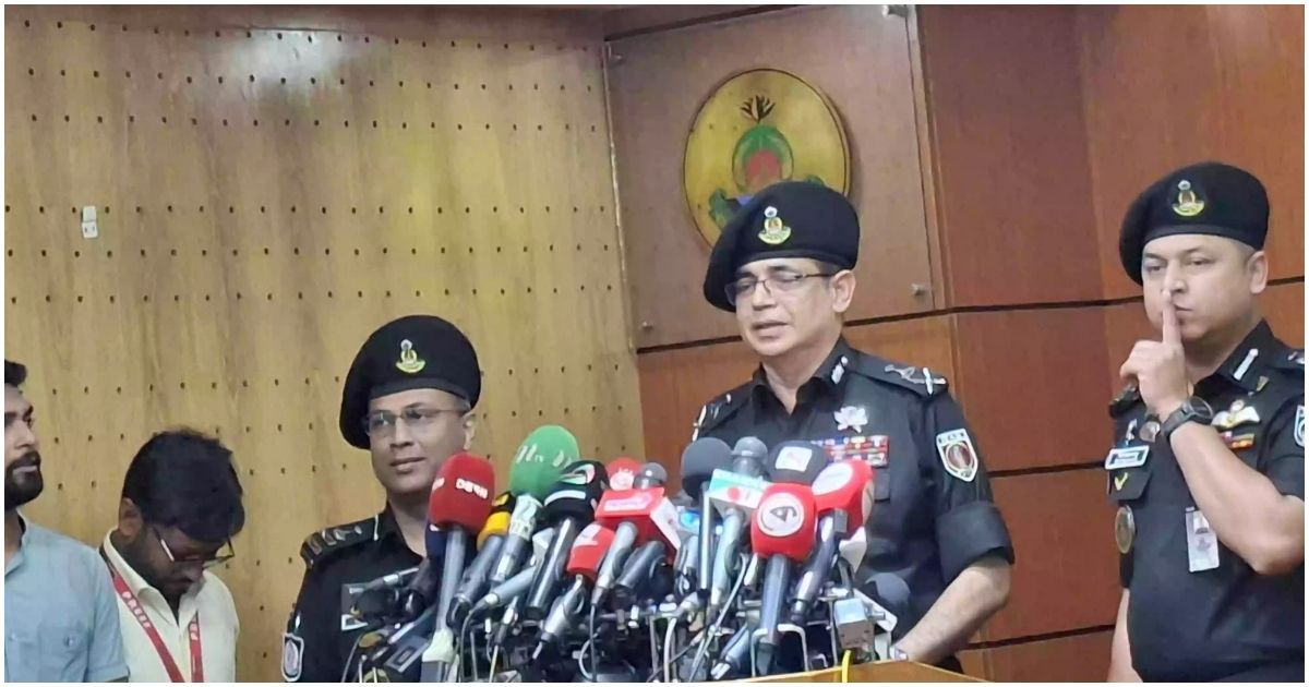 মব ভায়োলেন্স করে দেশের স্বাভাবিক কার্য ব্যাহত করা যাবে নাঃ র‍্যাব মহাপরিচালক