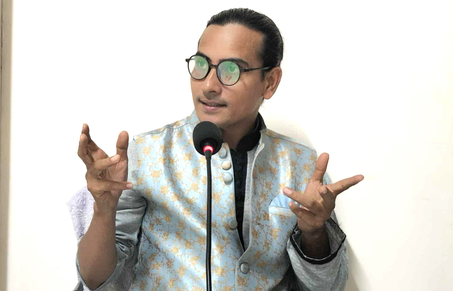 অধিকাংশ দলই ক্ষমতার রাজনীতি করছেঃ মোমিন মেহেদী