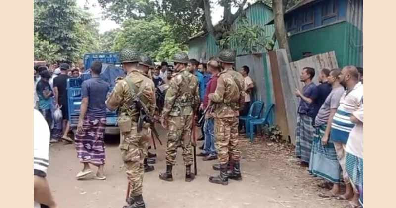মোটর সাইকেল কিনে না দেয়ায় পিতাকে হাতুড়ি দিয়ে পিটিয়ে হত্যা করেছে ছেলে
