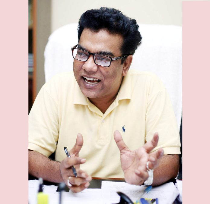 দৈনিক খুলনাঞ্চল সম্পাদককে ক্রমাগত হুমকিতে থানায় জিডি