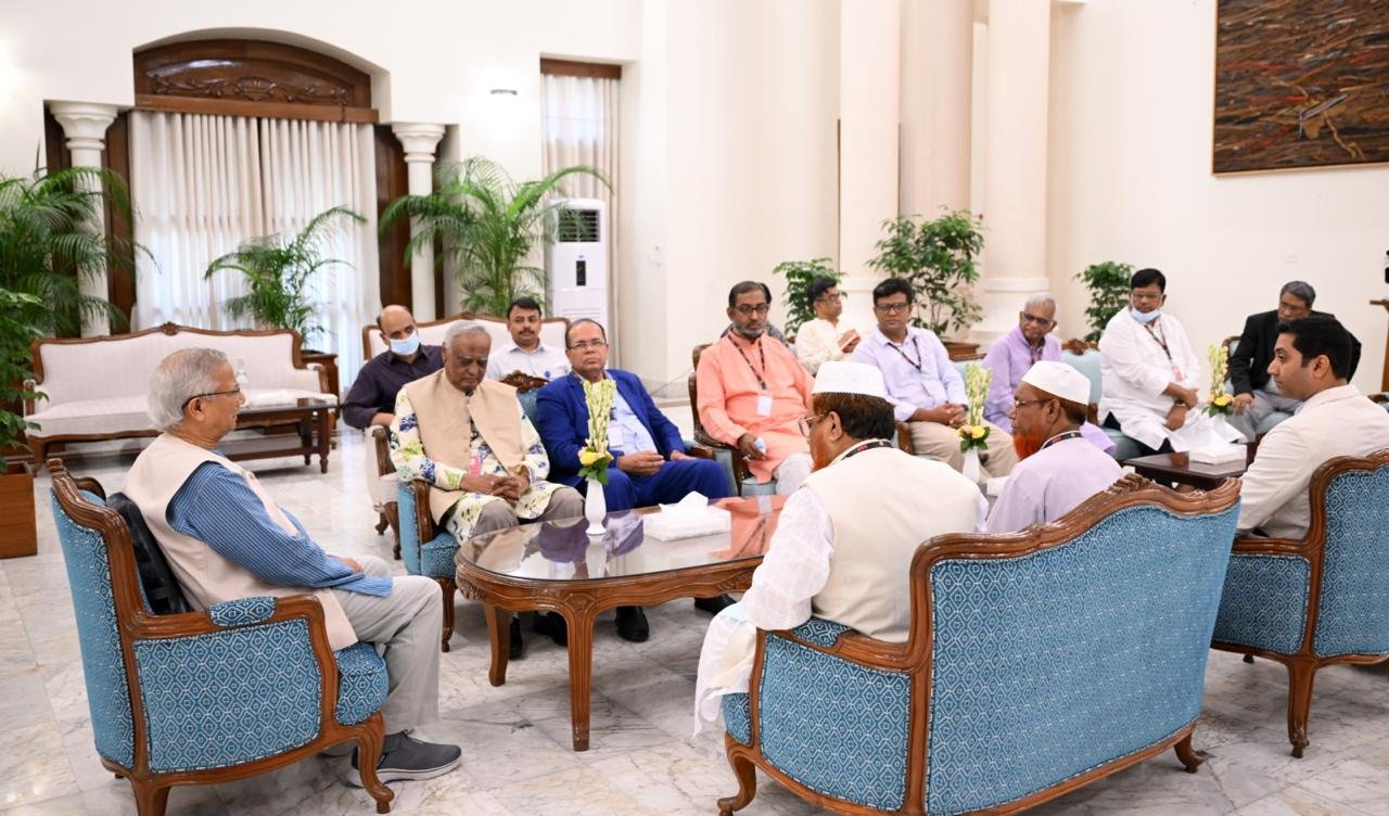 নির্বাচন ভণ্ডুল করার অপচেষ্টাকে রুখে দিতে সকলকে ঐক্যবদ্ধ থাকার আহ্বান জানালেন প্রধান উপদেষ্টা