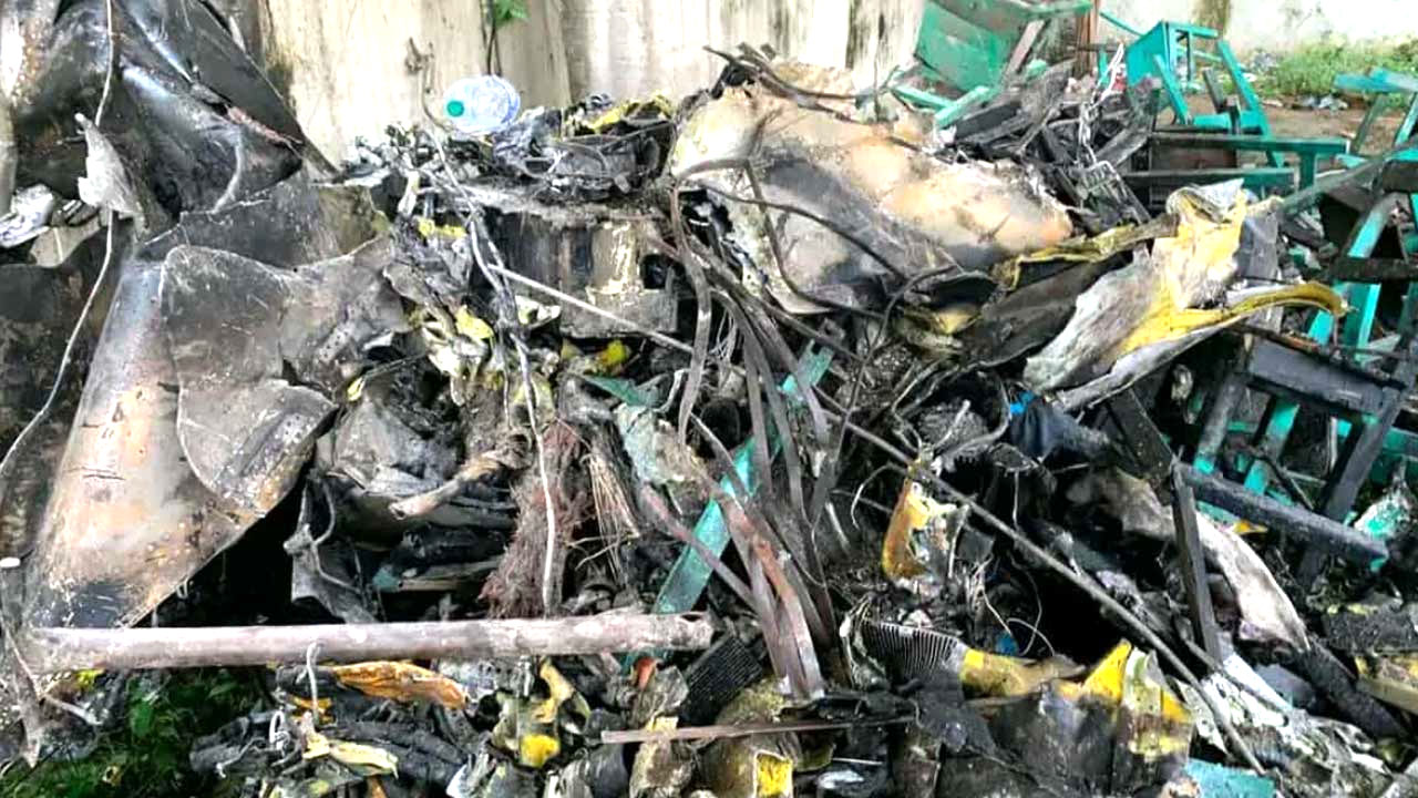 রাজধানীর উত্তরায় প্রশিক্ষণ বিমান বিধ্বস্ত এখন পর্যন্ত নিহত ২৩, আহত ১৬৮ জন, জাতি শোকাহত!