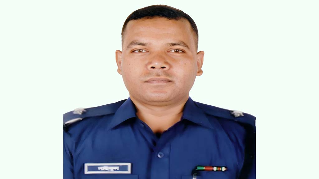 ‘স্ত্রী পরিচয়ে’ নারীকে রেস্টহাউসে নেয়া সেই ওসি সাইফুলকে প্রত্যাহার