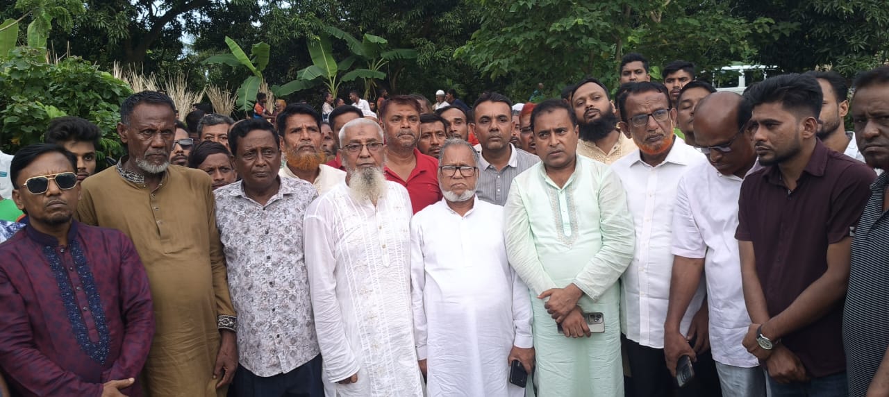 ভারতীয় পানির ঢলে শার্শার বন্যা দুর্গত এলাকা পরিদর্শনে বিএনপি নেতৃবৃন্দ