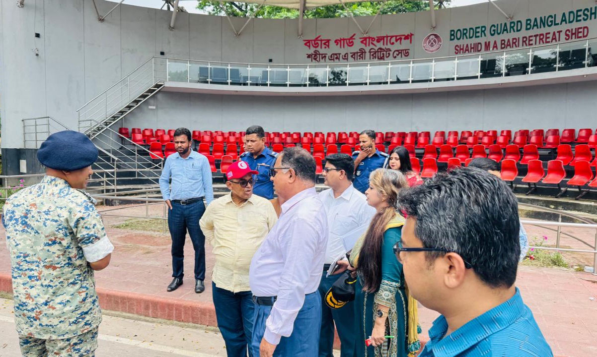 পরিকল্পনা কমিশনের সিনিয়র সচিব-এর বেনাপোল স্থলবন্দর পরিদর্শন