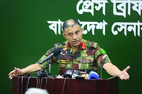 সংবাদ সম্মেলনে সেনা সদর, ১৫ সেনা কর্মকর্তা হেফাজতে