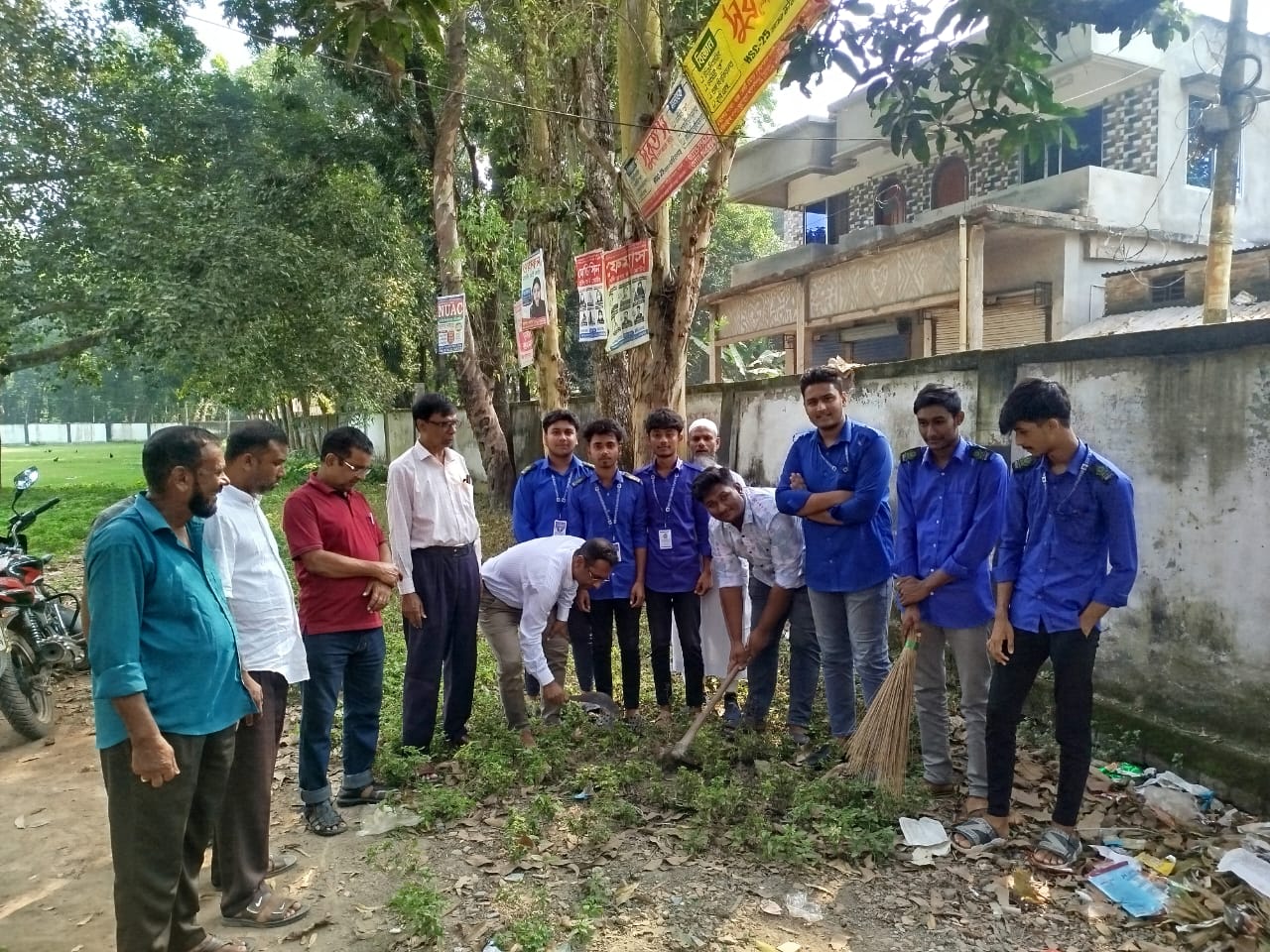 বেনাপোল ডিগ্রি কলেজে পরিস্কার-পরিচ্ছন্নতা ও মাদকমুক্ত ক্যাম্পাস গড়ার উদ্যোগে ছাত্রদলের কর্মসূচী