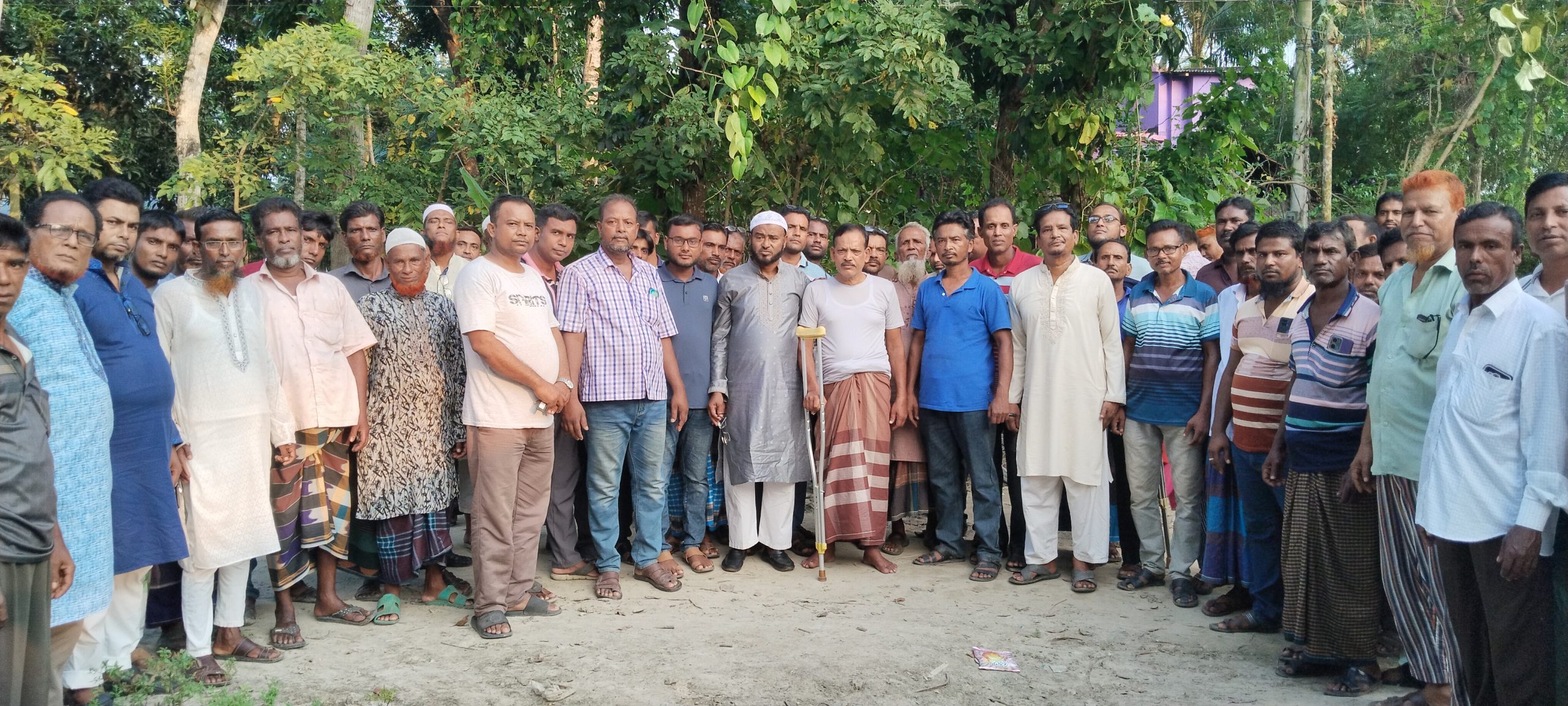 শার্শার ডিহিতে কৃষকদল নেতা আনছার আলীর পাশে সাখাওয়াত হোসেন