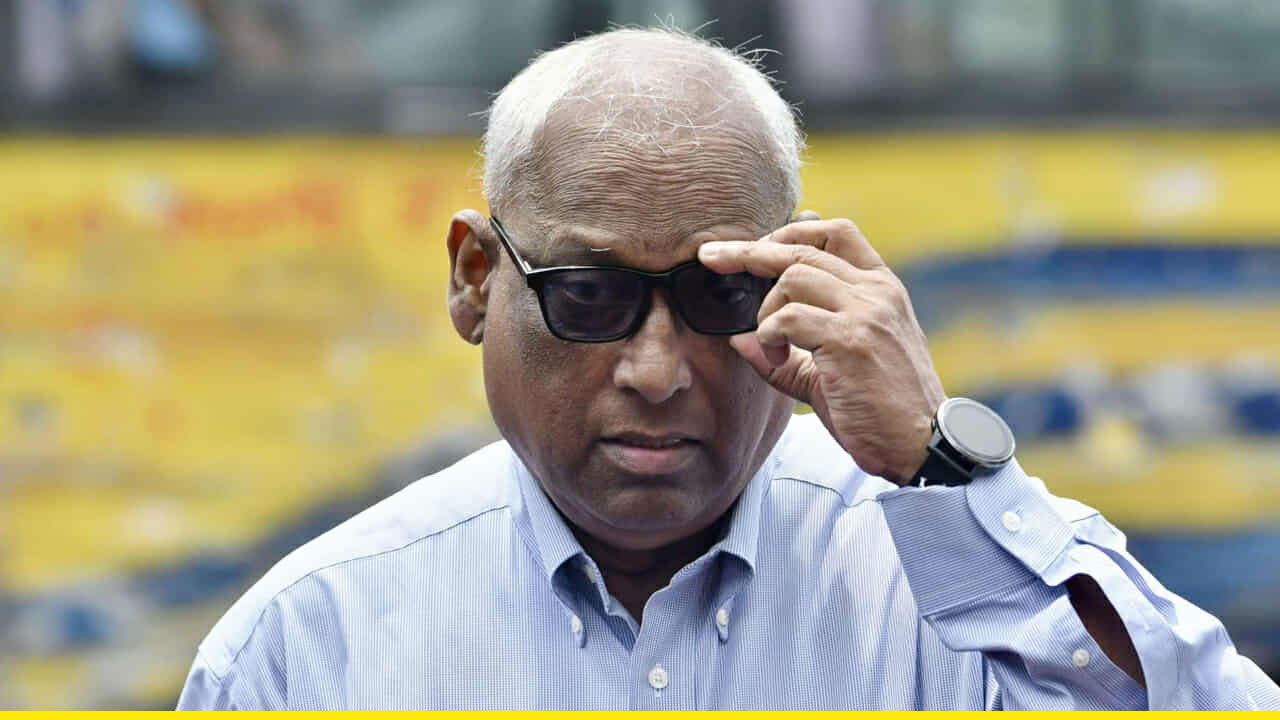 নারী ক্রিকেটারদের হেনস্থার ঘটনায় এবার জড়িয়ে গেলেন ফাহিম, ৪ কর্মকর্তা ওএসডি