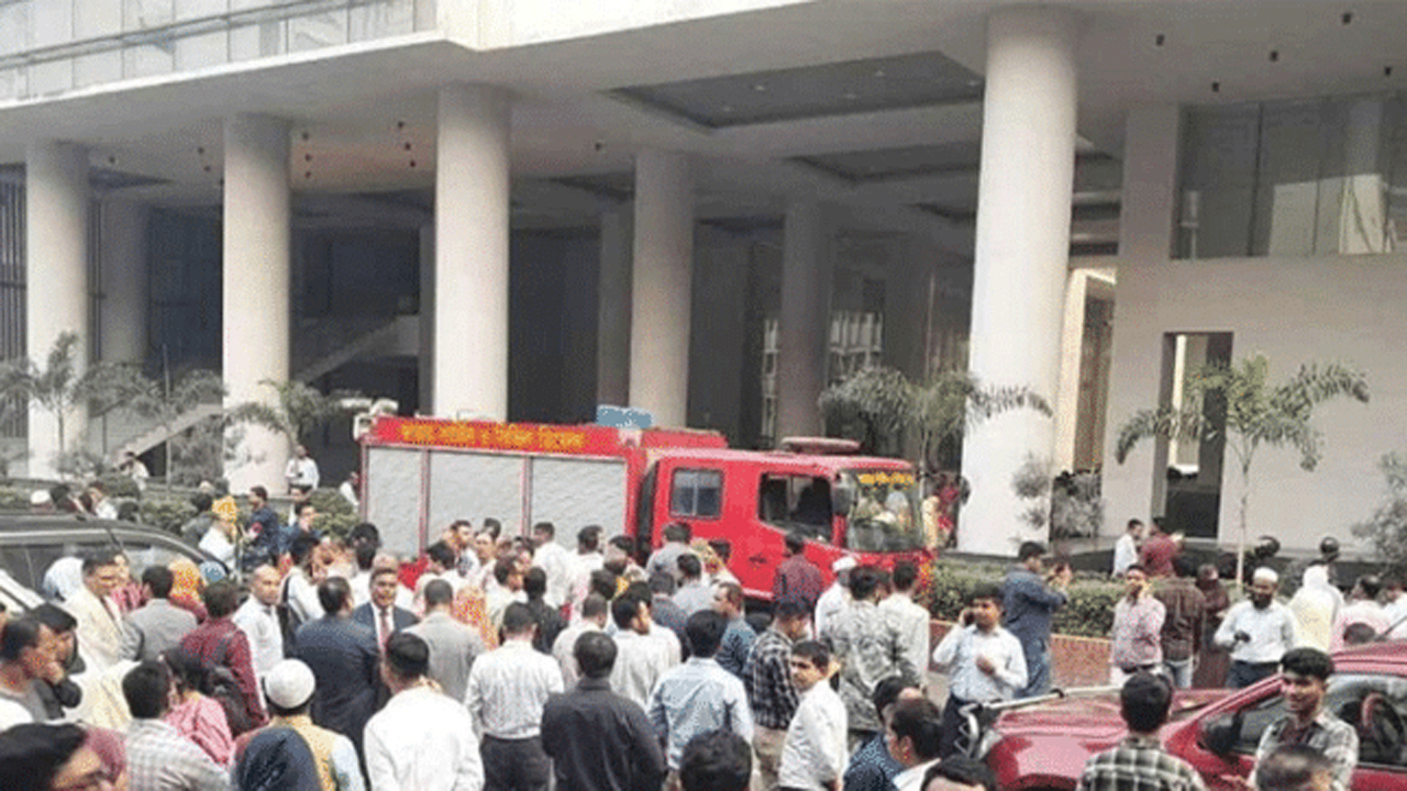 ফের সচিবালয়ে আগুন!