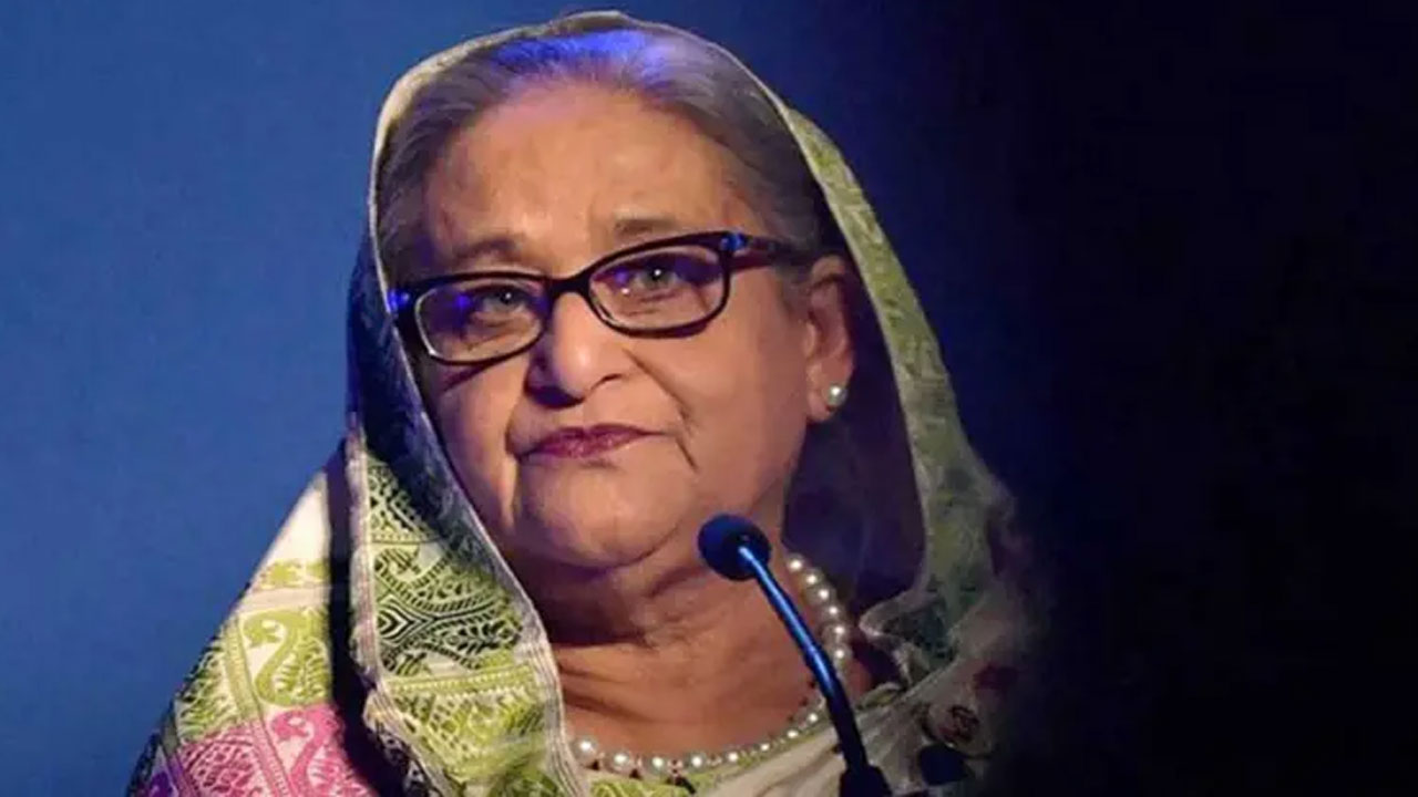 অগ্রণী ব্যাংকের দুই লকার থেকে শেখ হাসিনার ৮৩২ ভরি স্বর্ণ উদ্ধার করলো দুদক