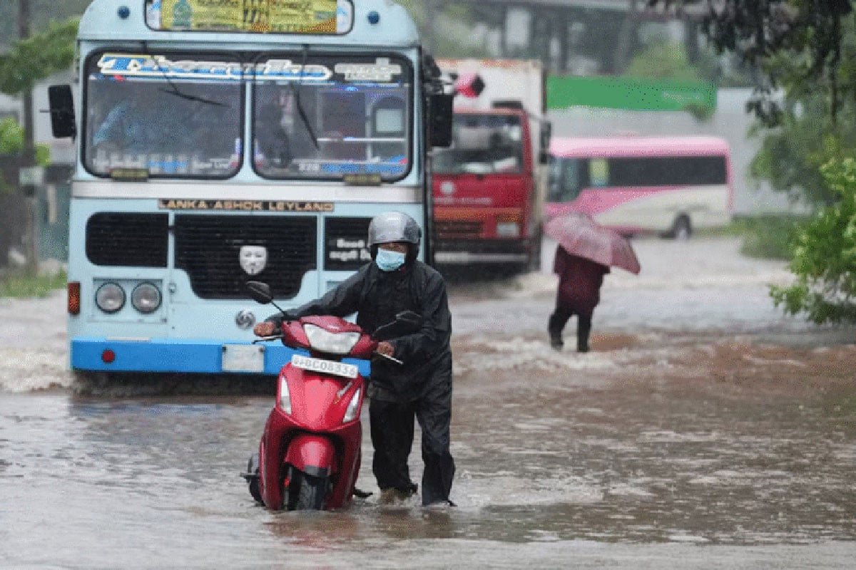শ্রীলঙ্কায় বন্যায় মৃত্যু ৪১০ আর নিখোঁজ ৩৩৬ জন