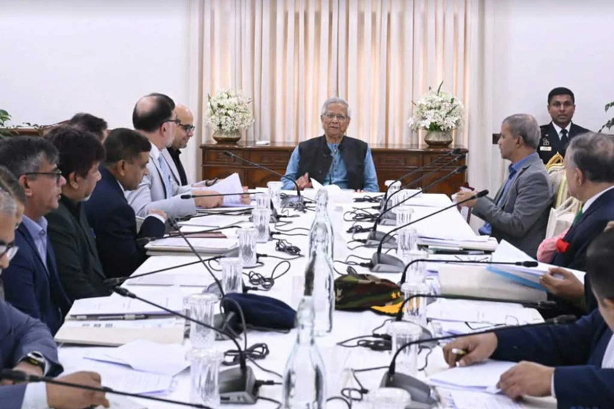 নির্বাচনকে সামনে রেখে সব রকমের সাইবার নিরাপত্তার নির্দেশ দিলেন প্রধান উপদেষ্টা