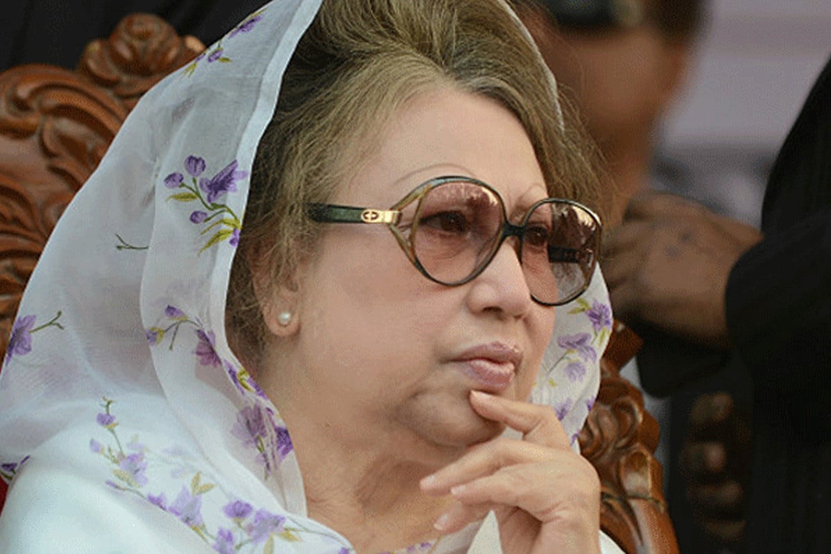 আপসহীন এক লৌহ মানবীর বিদায়