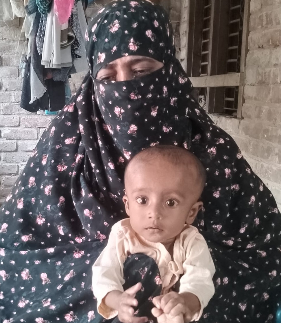 মেয়েকে বাঁচাতে মায়ের আকুতি হার্ট সার্জারী করতে লাগবে ৩ লাখ টাকা, মানবিক সাহায্যের আবেদন