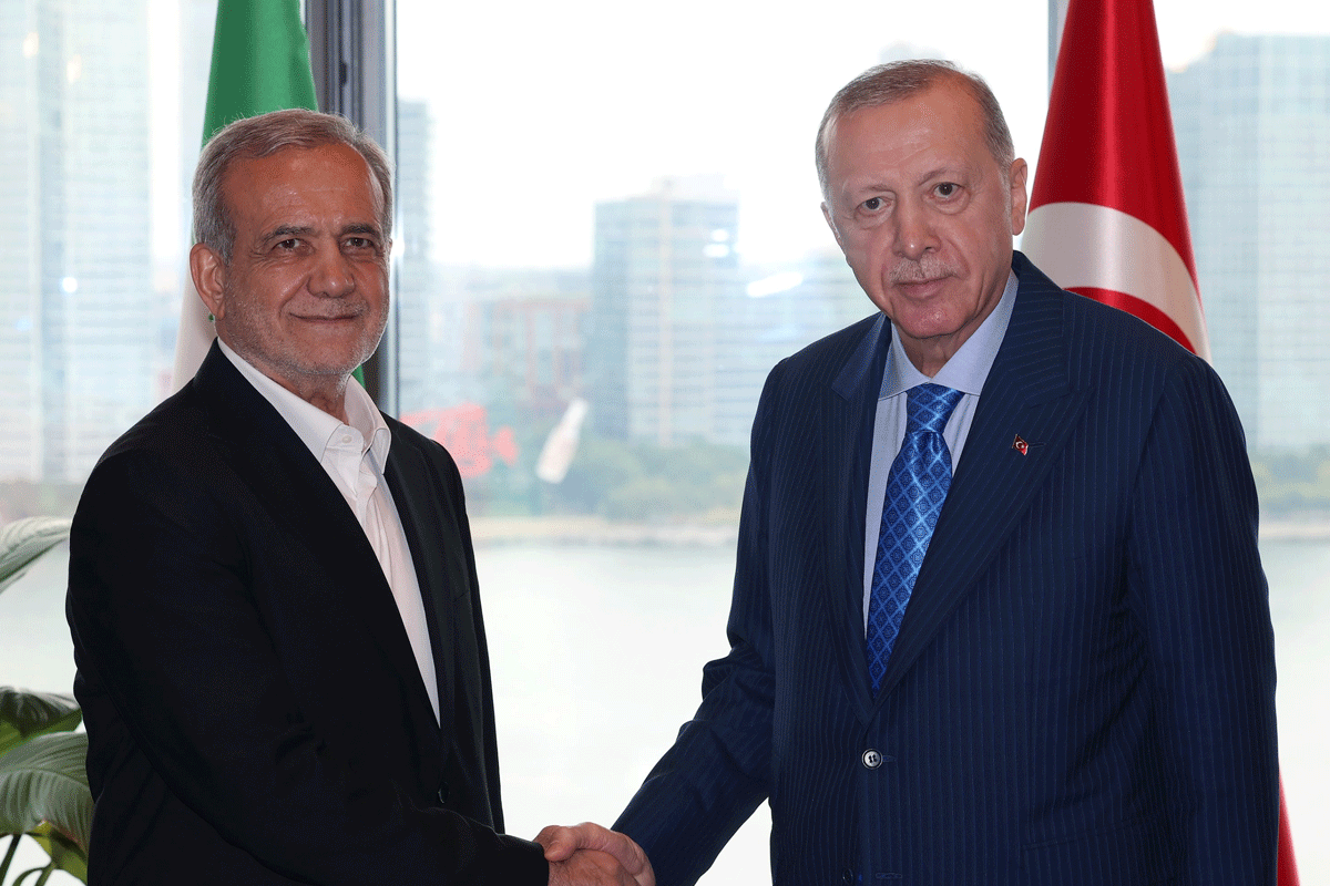 এরদোয়ানের সঙ্গে ইরানের প্রেসিডেন্ট পেজেশকিয়ানের ফোনালাপ