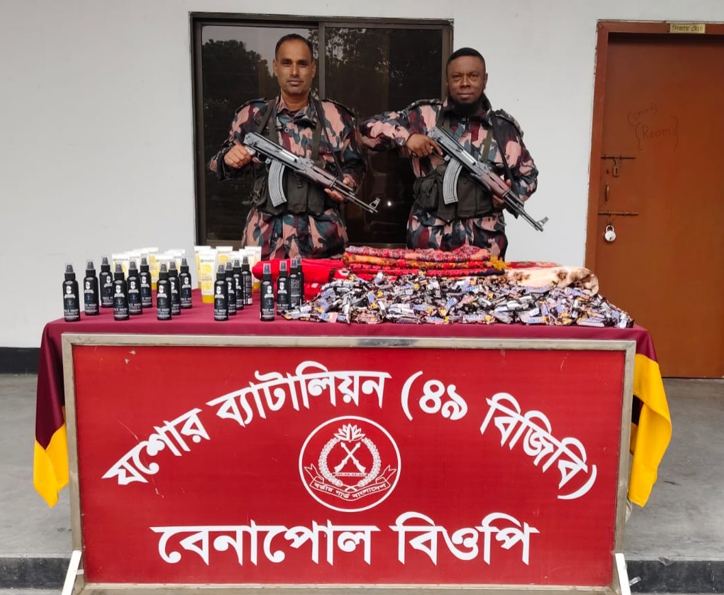 যশোর সীমান্তে অভিযানে মাদকদ্রব্য সহ চোরাচালানী মালামাল আটক করেছে বিজিবি
