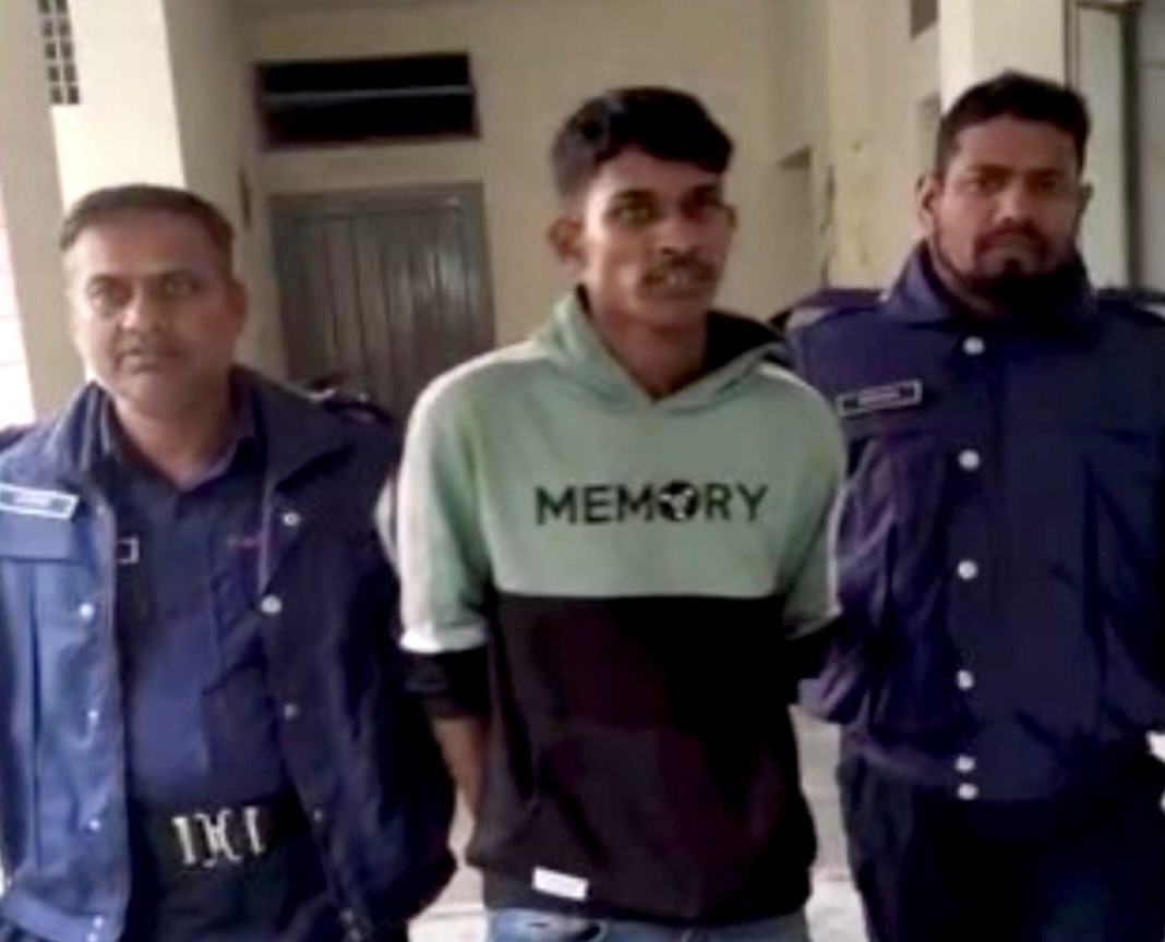 ঝিকরগাছায় ভ্যানচালক হত্যাকাণ্ডের রহস্য উদঘাটন, গ্রেপ্তার -২