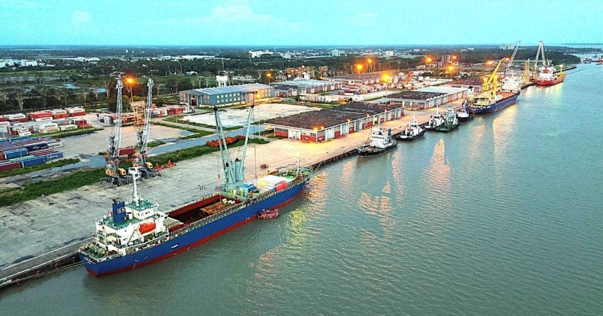 মোংলা বন্দরে ৬ মাসে নোঙর করেছে ৪৪০টি বিদেশী বাণিজ্যিক জাহাজ, কনটেইনার হ্যান্ডলিংয়ে রেকর্ড