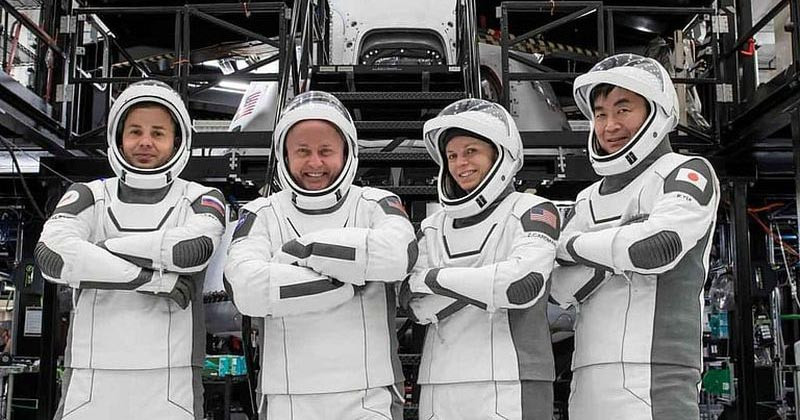 মহাকাশে রোগ, প্রথম মিশন বাতিল নভোচারীদের ফেরাচ্ছে নাসা