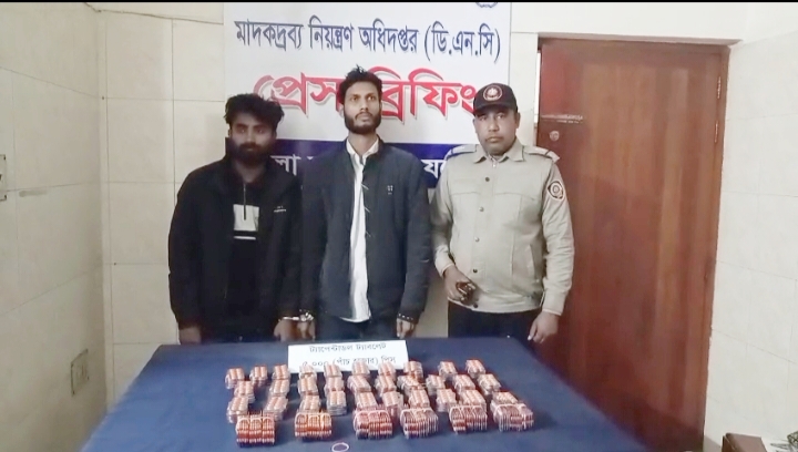 যশোরে বিপুল পরিমাণ ট্যাপেন্টাডল ট্যাবলেটসহ আটক-২