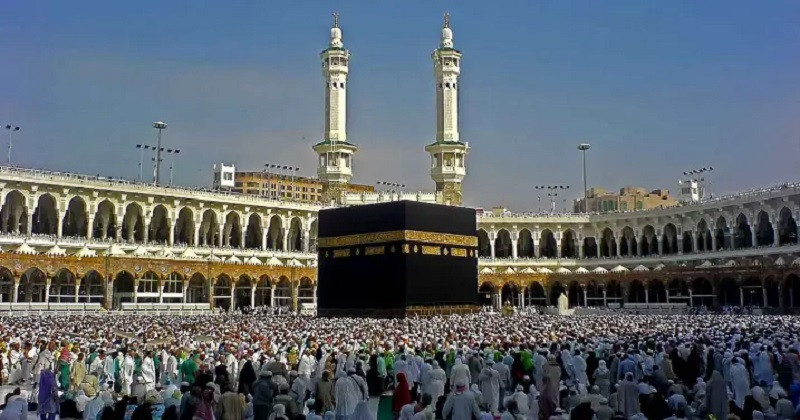 আজ থেকে ২০২৬ সালের হজের ভিসা দেওয়া শুরু