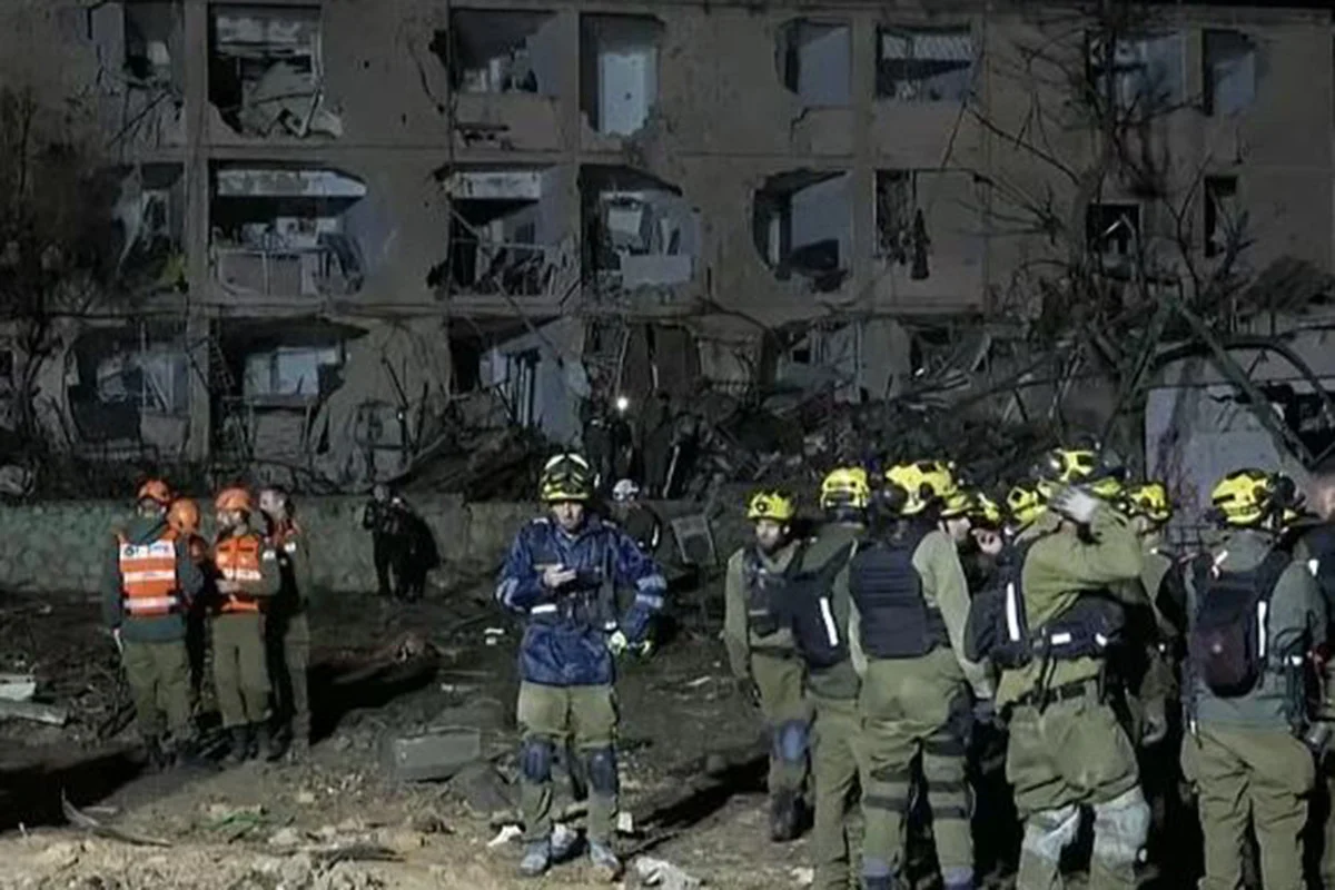 ইসরায়েলের পরমাণু স্থাপনার কাছে ইরানের ভয়াবহ হামলা, কয়েকশ’ হতাহতের সম্ভাবনা