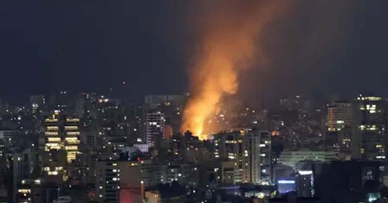 বাগদাদে মার্কিন দূতাবাসে ড্রোন হামলায় তীব্র উত্তেজনা