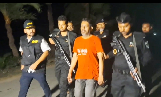 যশোরে শ্বাসরুদ্ধ অভিযানে অপহৃত ঔষধ ব্যবসায়ী ৯দিন পর উদ্ধার