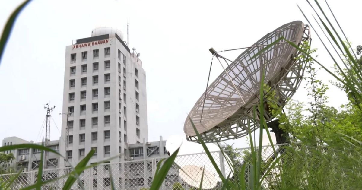 দেশের ১৫ জেলায় ৬০ কিমি বেগে ঝড় ও বজ্রসহ বৃষ্টি হতে পারে