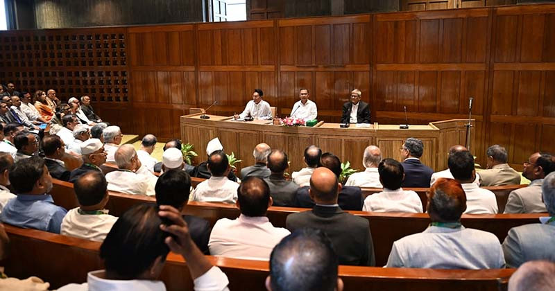 মন্ত্রী-এমপিদের মার্জিত ও সতর্ক  হওয়ার নির্দেশনা দিলেন প্রধানমন্ত্রী