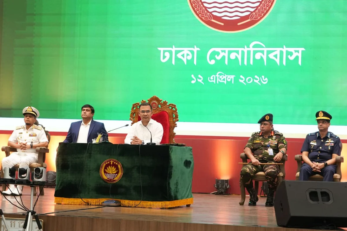 সশস্ত্র বাহিনী স্বাধীন রাষ্ট্রের শক্তি-মর্যাদার প্রতীকঃ প্রধানমন্ত্রী