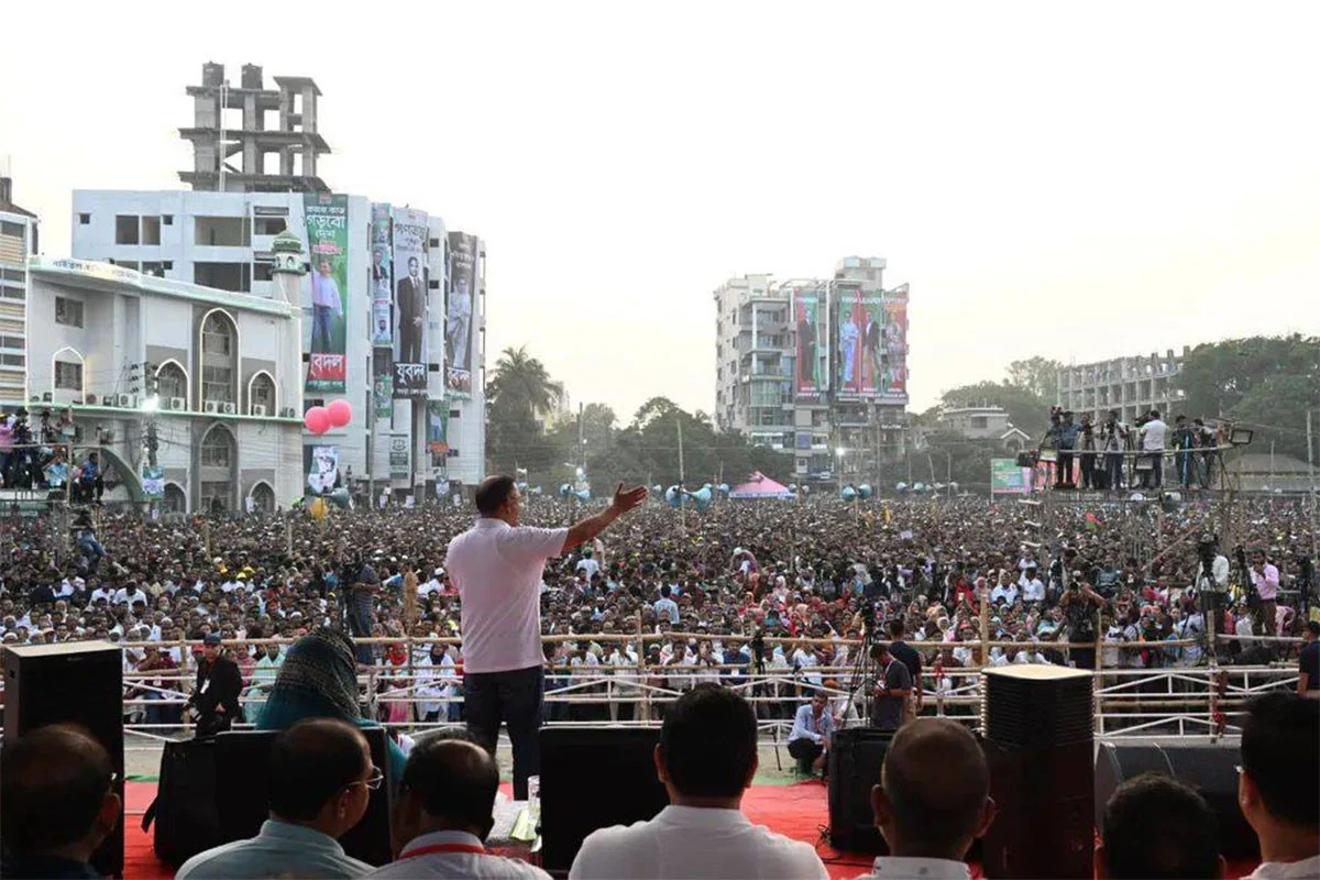 বিএনপিকে আগামী পাঁচ বছরের জন্য দেশ পরিচালনার দায়িত্ব দিয়েছে, বাস্তবায়নের কাজ শুরু করে দিয়েছি: প্রধানমন্ত্রী