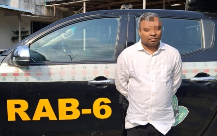 সিকেডি হাসপাতালে চাঁদাবাজি,প্রধান অভিযুক্ত নড়াইল থেকে গ্রেফতার