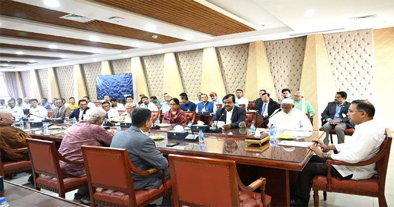 প্রধানমন্ত্রীর সাথে বৌদ্ধ সম্প্রদায়ের নেতৃবৃন্দের শুভেচ্ছা বিনিময়