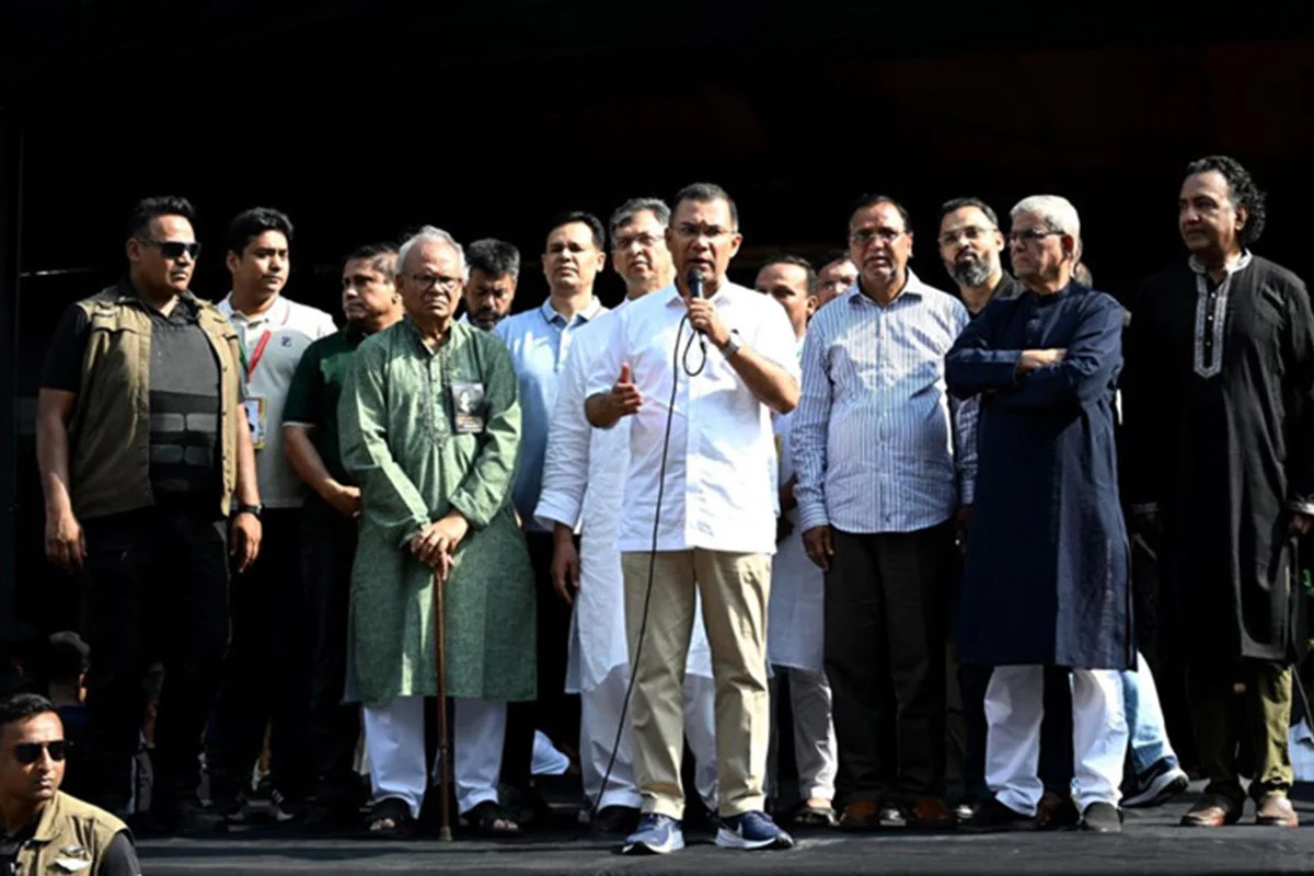 অসহায় মানুষের পাশে থাকতে নেতা-কর্মীদের প্রতি আহ্বান জানালেন প্রধানমন্ত্রী