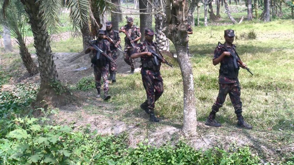 সাতক্ষীরা সীমান্তে বিএসএফের পুশইন চেষ্টা, বিজিবির বাধায় বিফল
