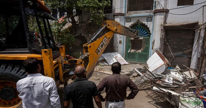 ভারতে এবার ২২৬ বছরের পুরনো একটিসহ ৬ ঐতিহাসিক মসজিদ ভাংগা হচ্ছে