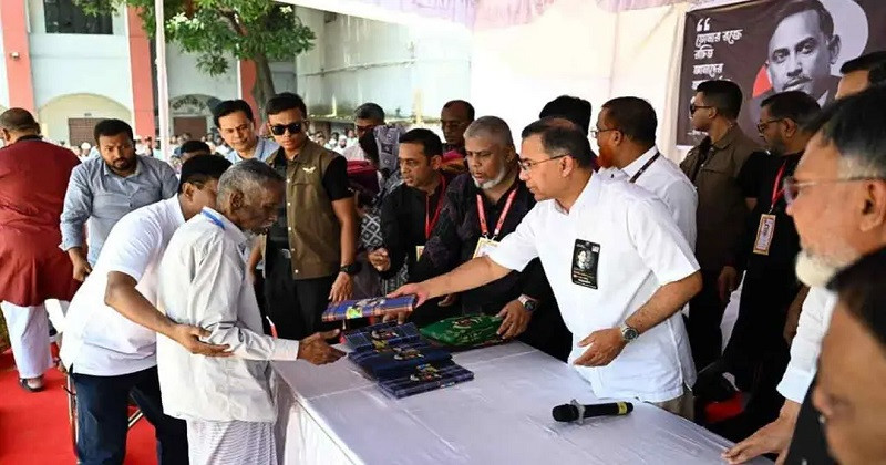 বিএনপির সব ক্ষমতার উৎস হচ্ছে জনগণ’ বললেন প্রধানমন্ত্রী