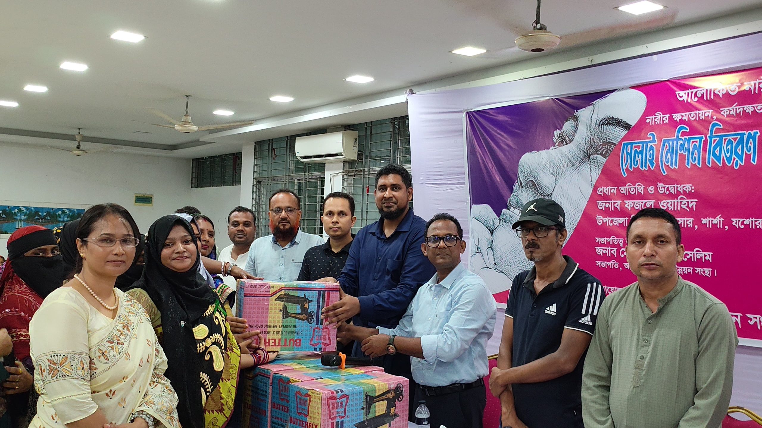বেনাপোলে আলোকিত নারী উন্নয়ন সংস্থার মাধ্যমে উপকার পাচ্ছেন ৫ শতাধিক নারী